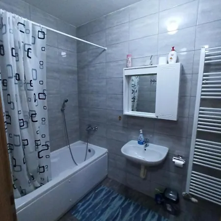 Avaz - *
